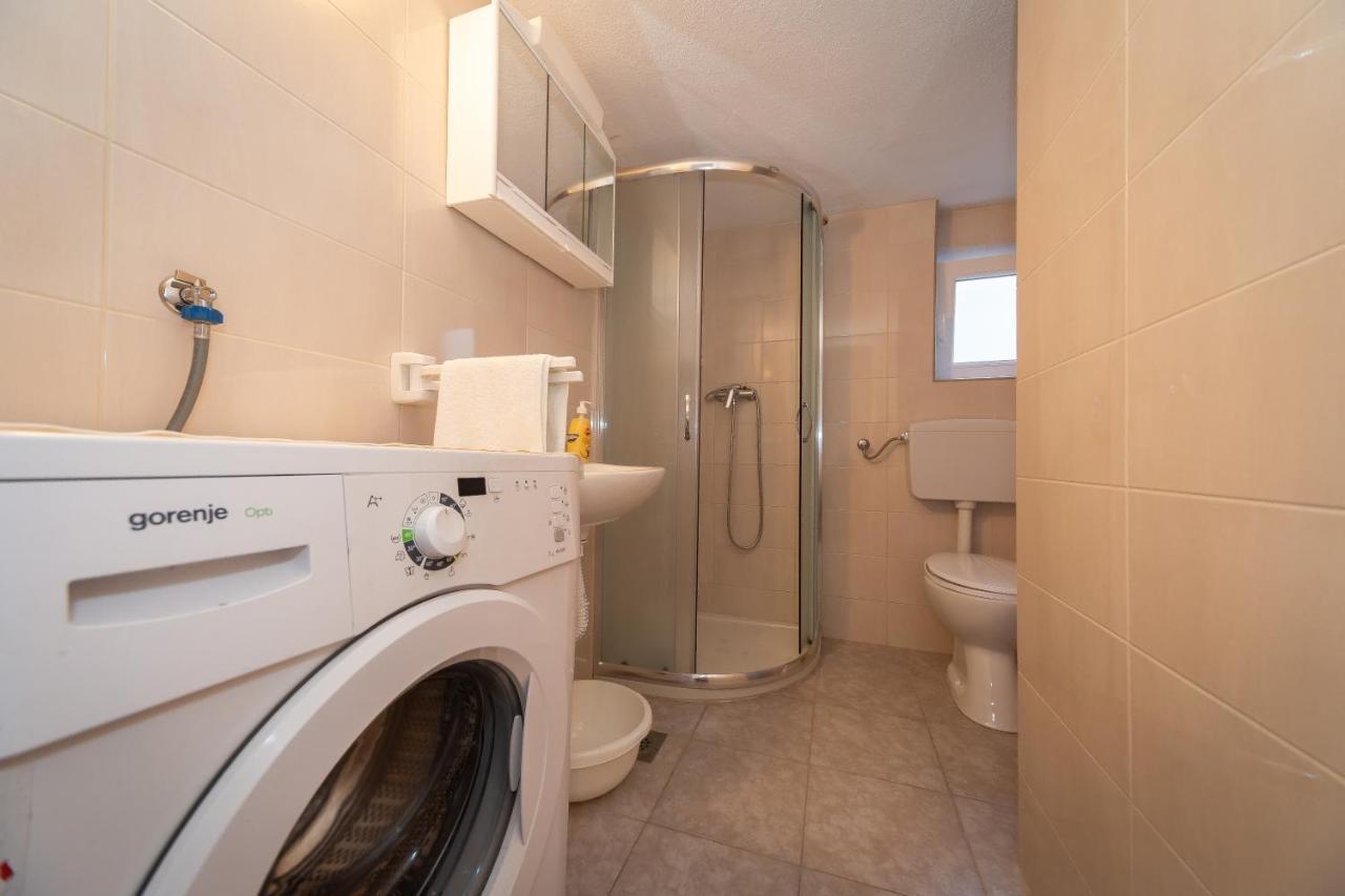 Apartmani Dada Biograd Na Moru Exterior foto