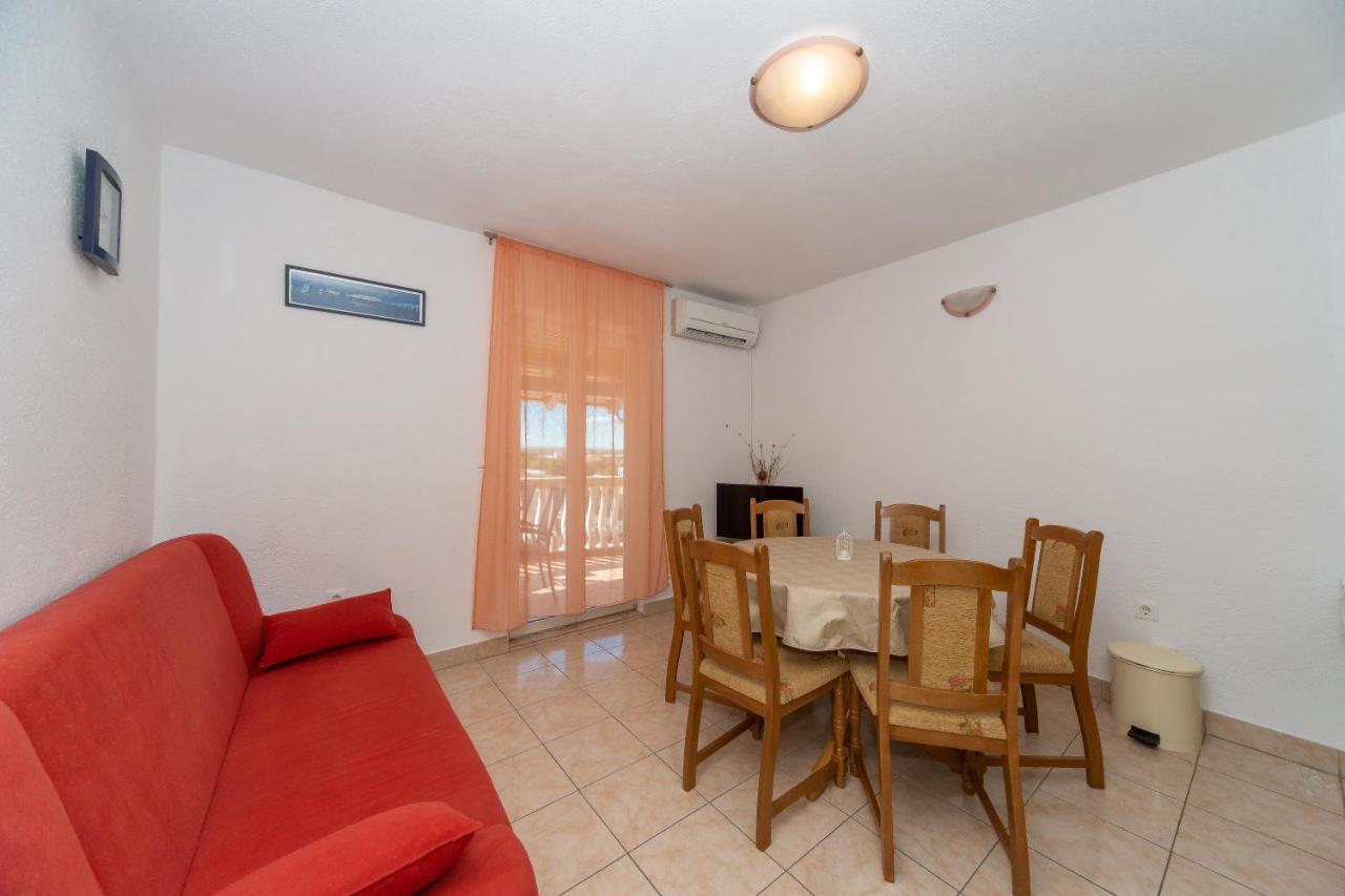 Apartmani Dada Biograd Na Moru Exterior foto