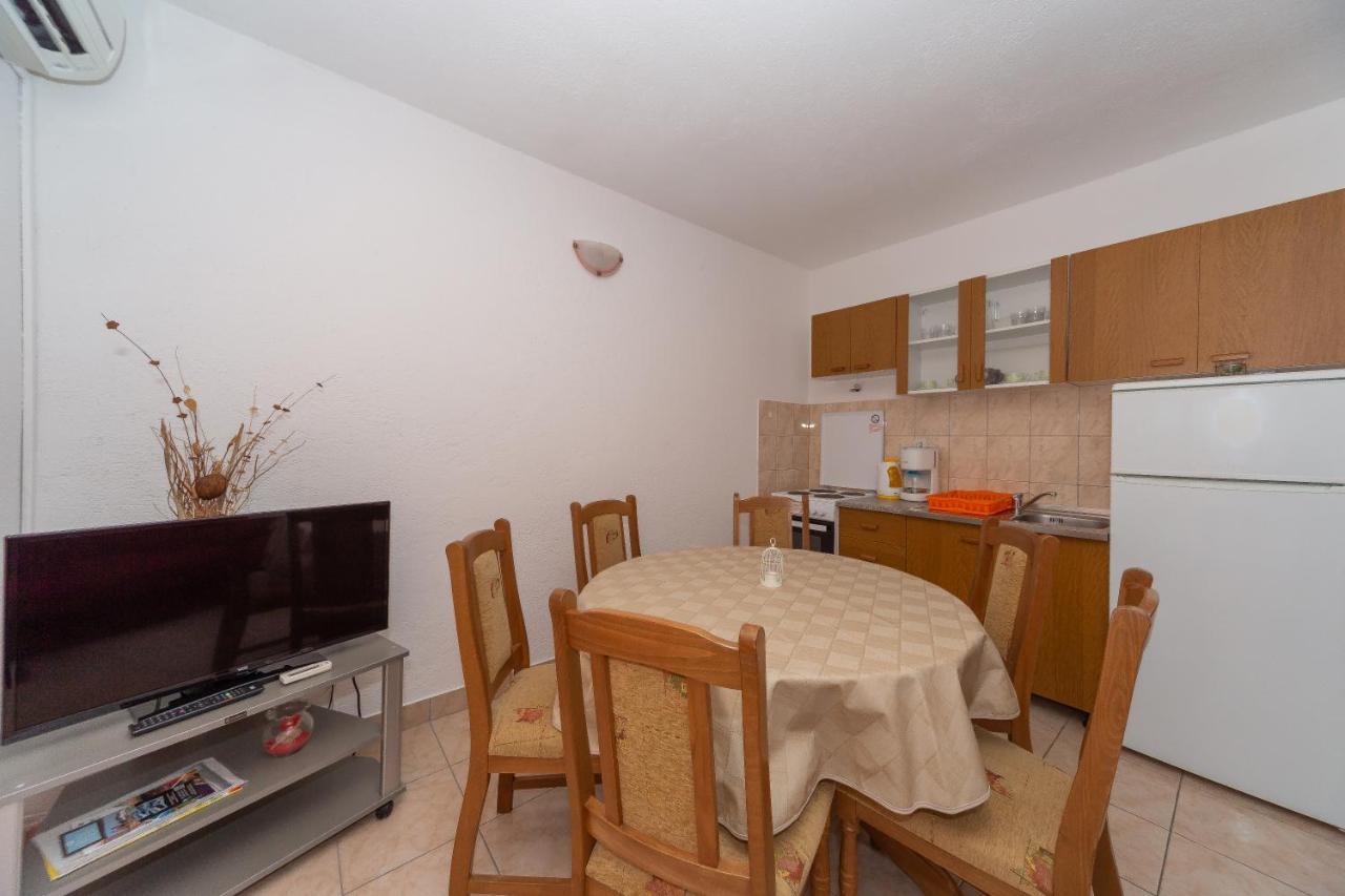 Apartmani Dada Biograd Na Moru Exterior foto